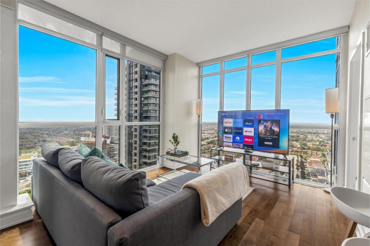 מיסיסאוגה Ultra Luxurious 2.5 Bedroom 2 Full Bathroom 1 Parking Condo Near Sq1 Striking Views מראה חיצוני תמונה